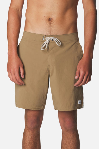 Katin Theo Hybrid Trunk
